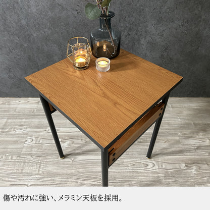 サイドテーブル 【数量限定】 テーブル メラミン天板 レッドオーク アイアン おしゃれ 棚付き アジャスター付き 幅40cm 省スペース コンパクト 40×40 傷に強い